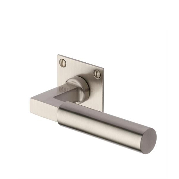 BAUHAUS LEVER HANDLE ON SQUARE LOW PROFILE ROSE